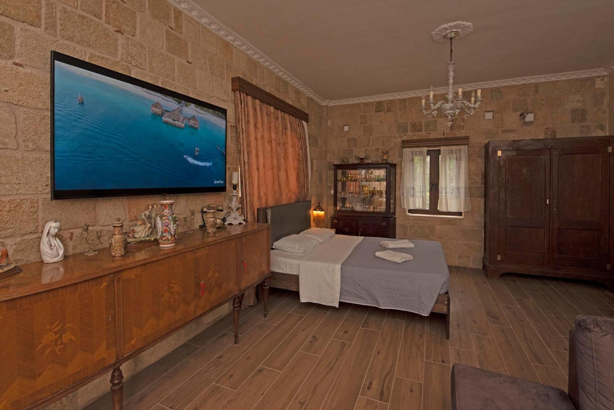 Arionos Rooms - Old Town Rhodes City Exteriör bild
