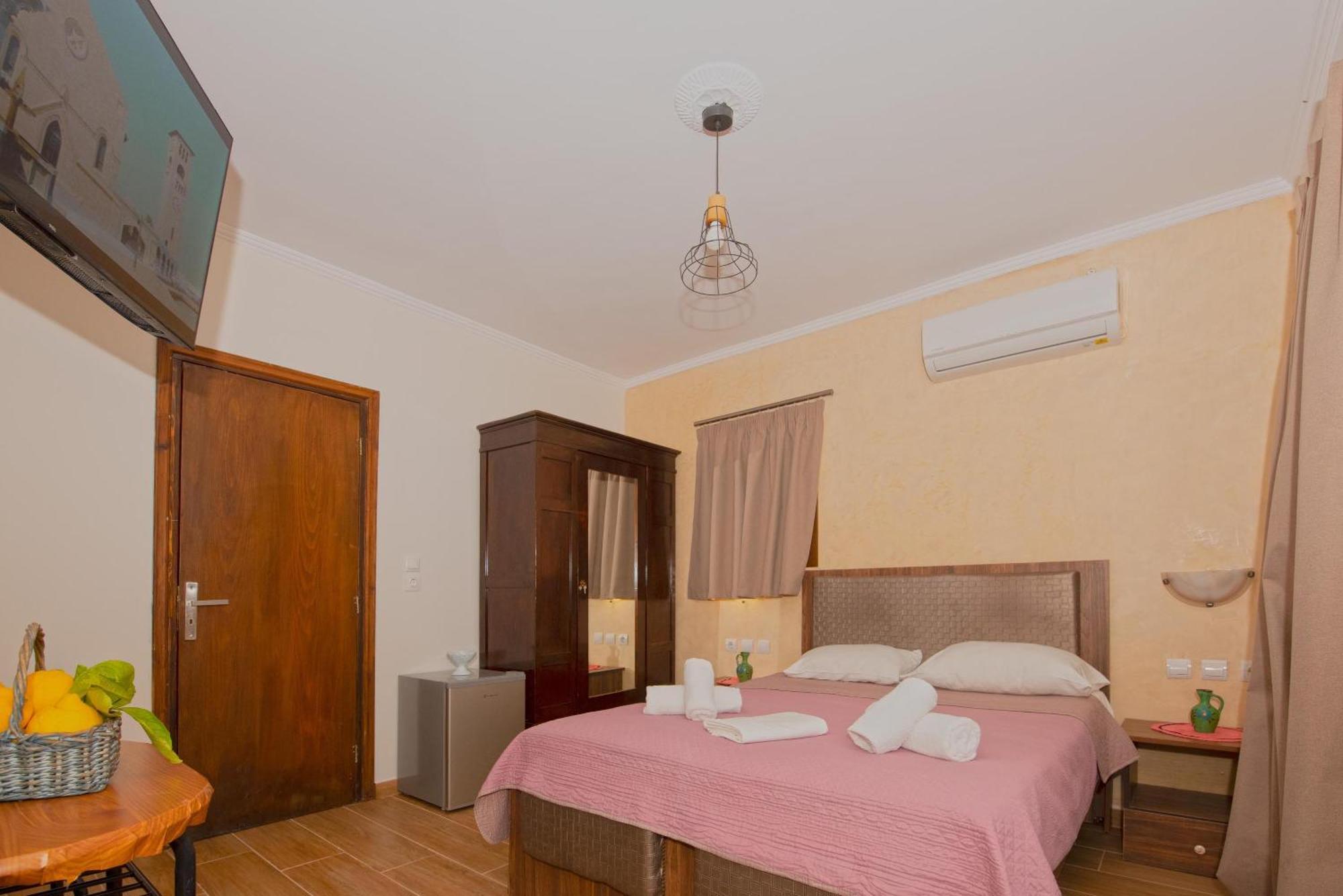 Arionos Rooms - Old Town Rhodes City Exteriör bild