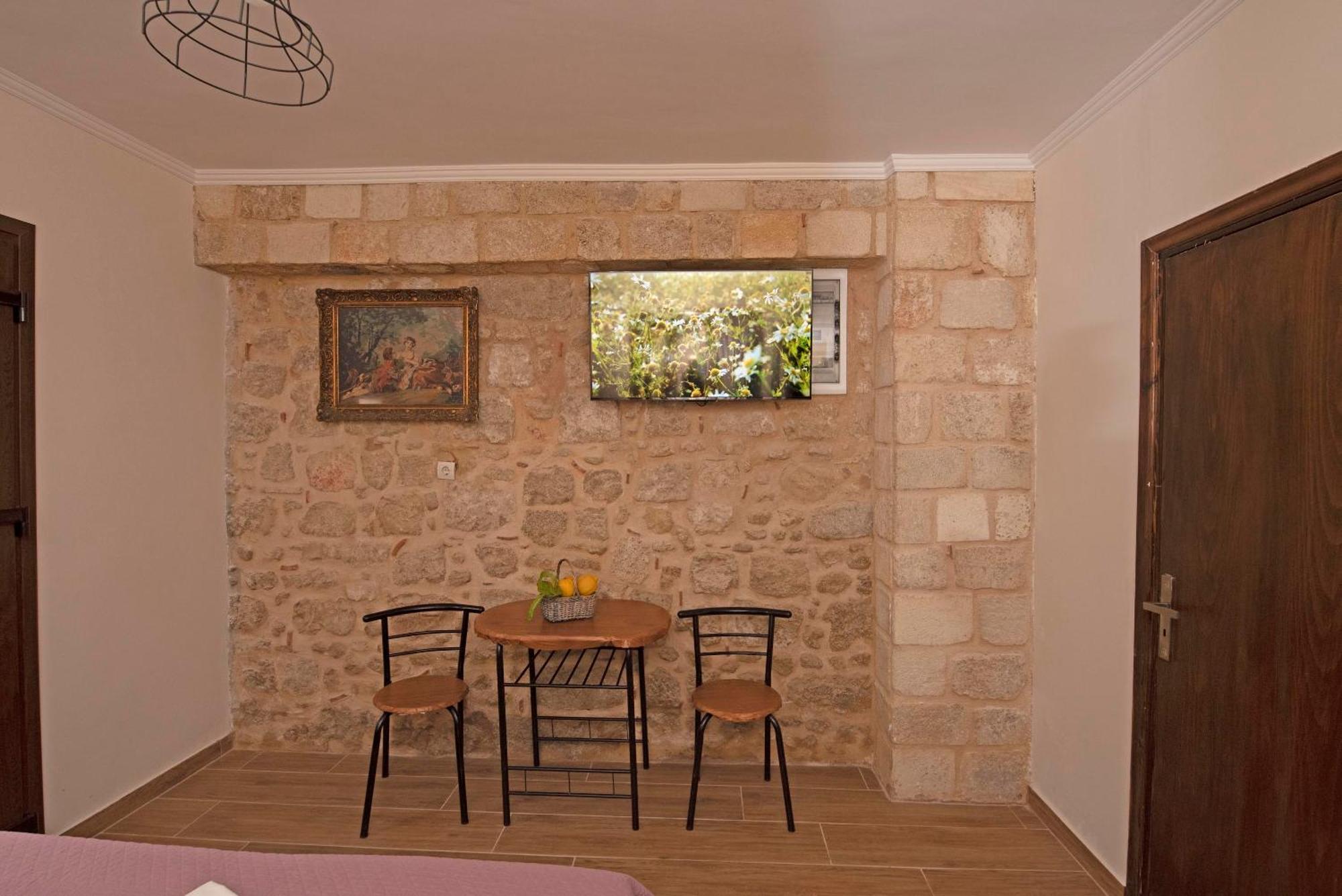 Arionos Rooms - Old Town Rhodes City Exteriör bild
